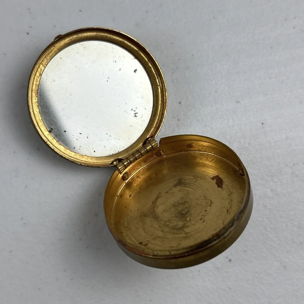 Vintage‎ PLOUGH'S Black & White Compact by Beauty Creation 1920s